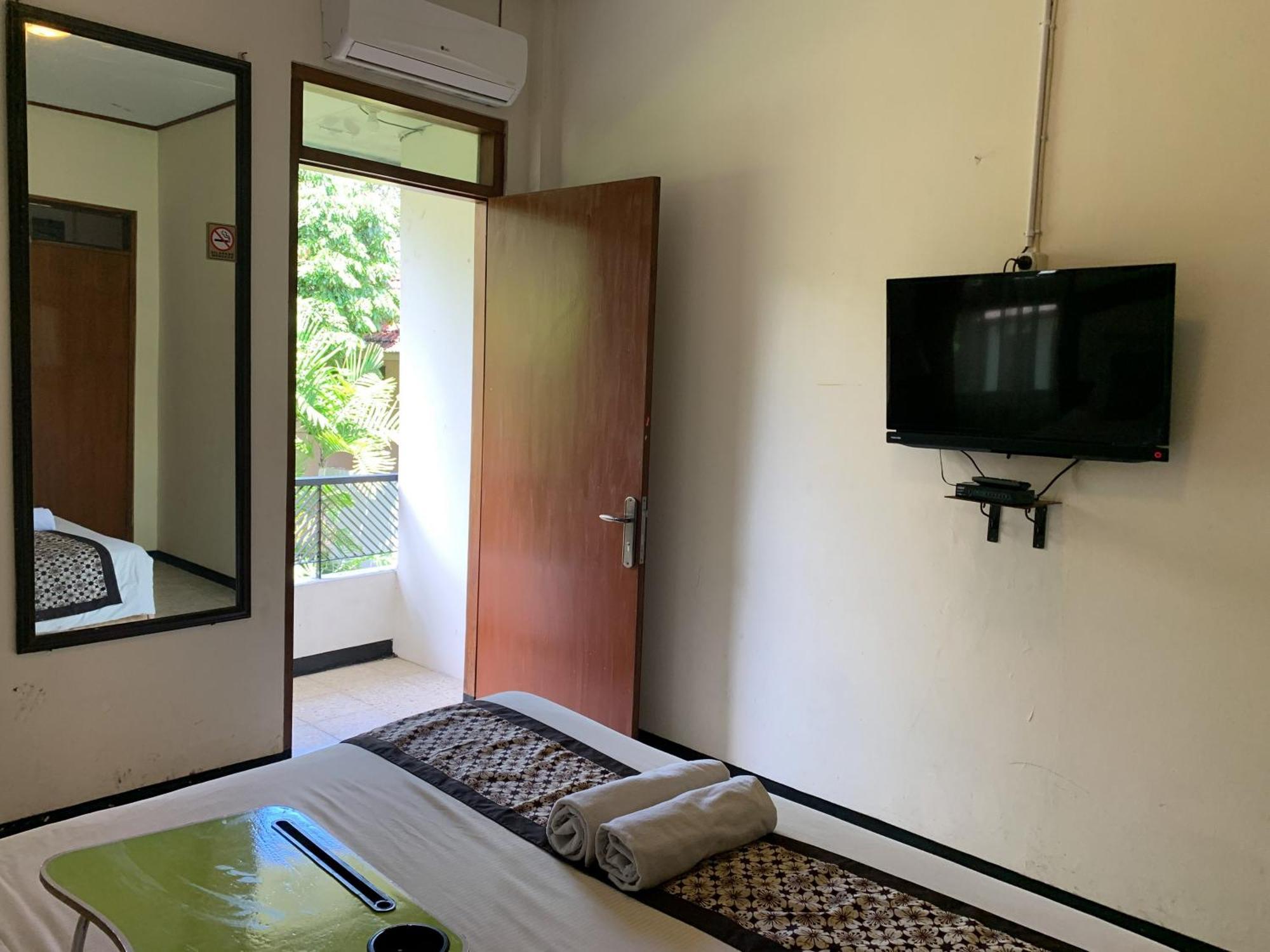 Urbanview Sasono Putro Condoongcatur By Reddoorz Hotel Kejayan