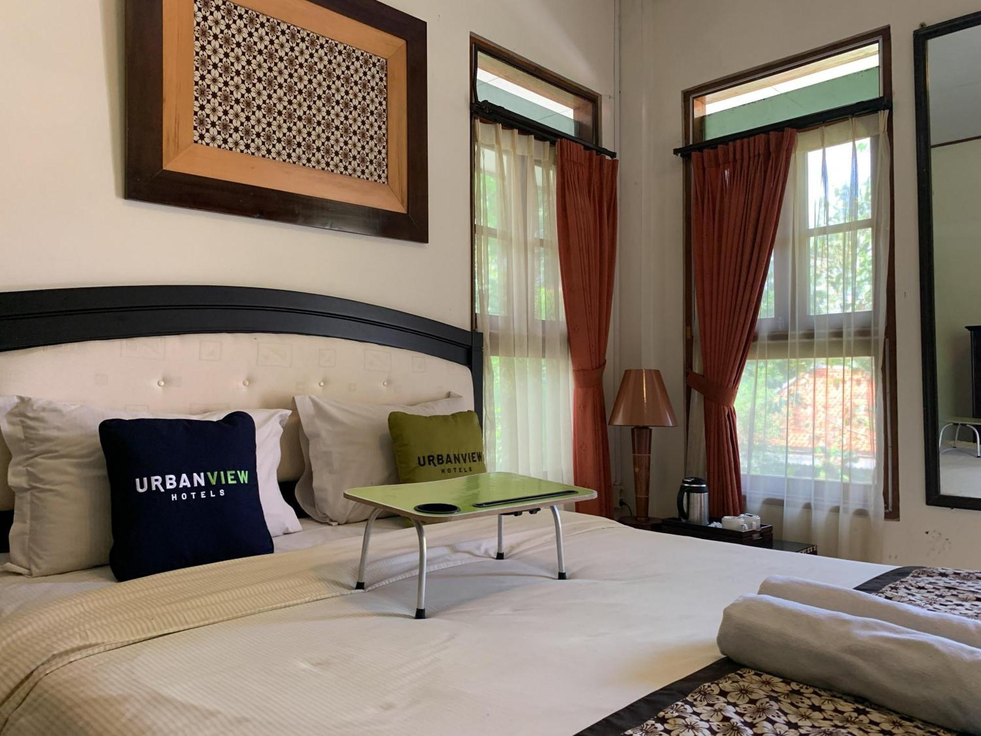 Hotel Urbanview Sasono Putro Condoongcatur By Reddoorz 3*